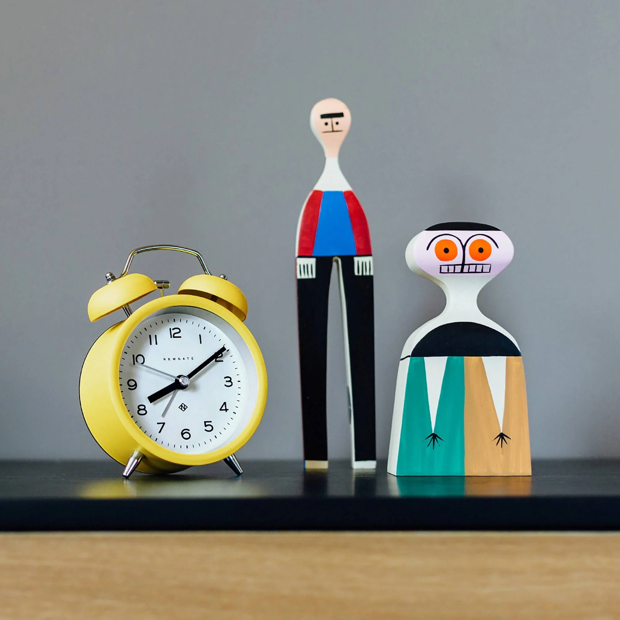 Newgate Charlie Bell alarm clock in yellow - Image 3