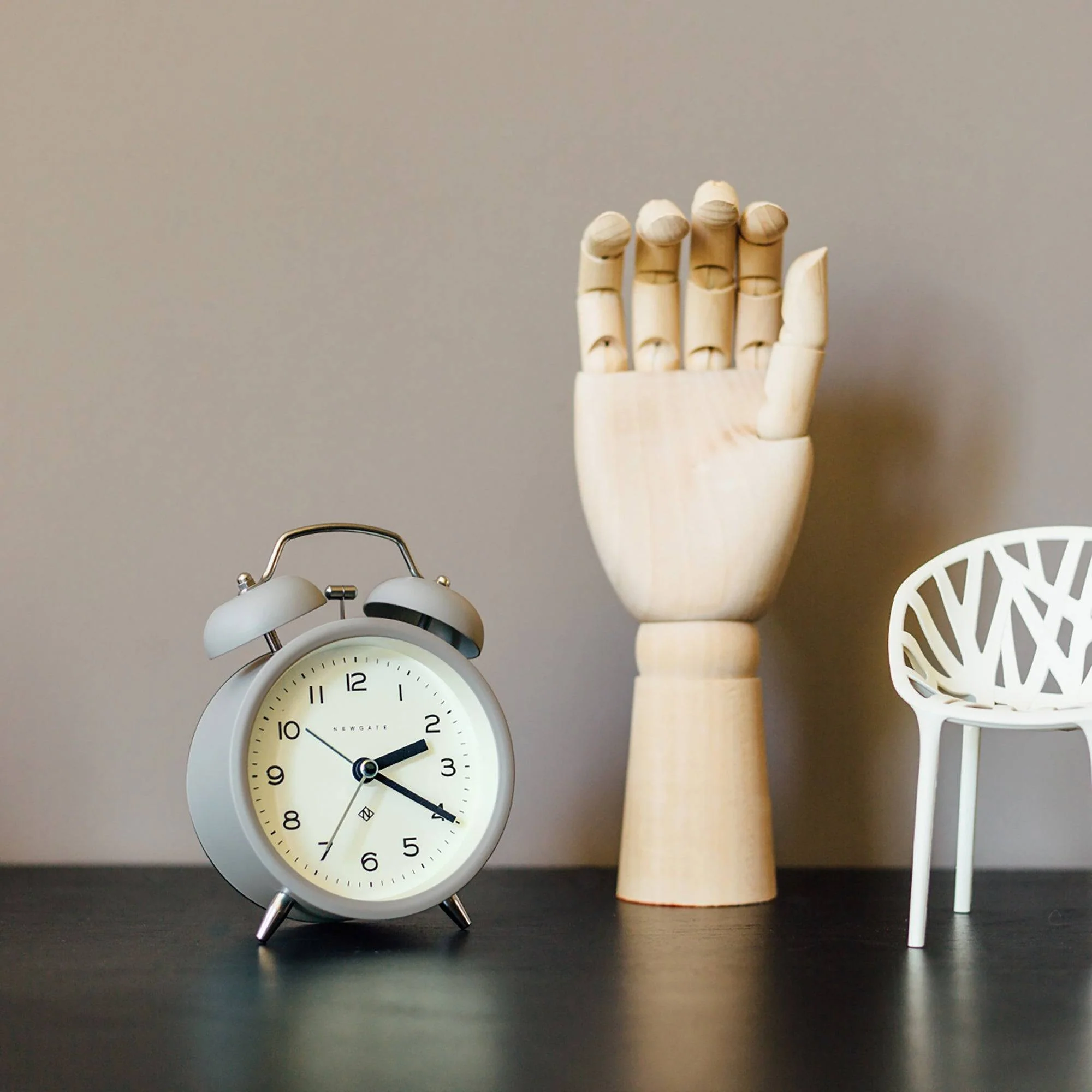 Newgate Charlie Bell alarm clock in grey - Image 5