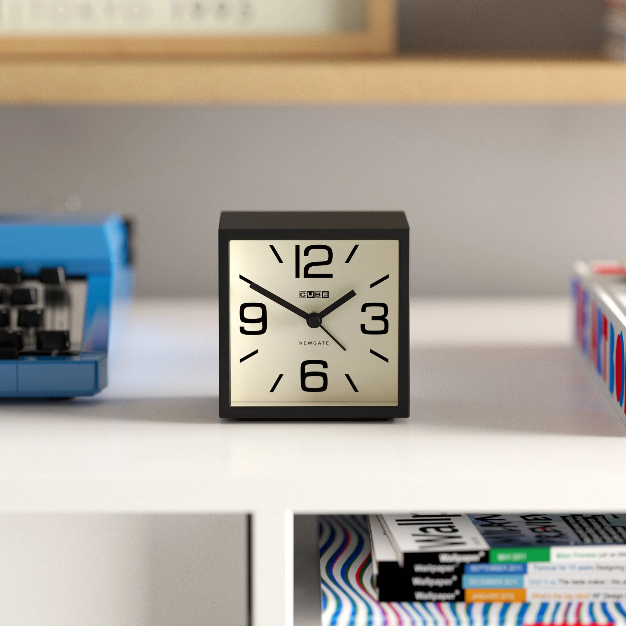 Newgate Cube alarm clock in black - Image 3