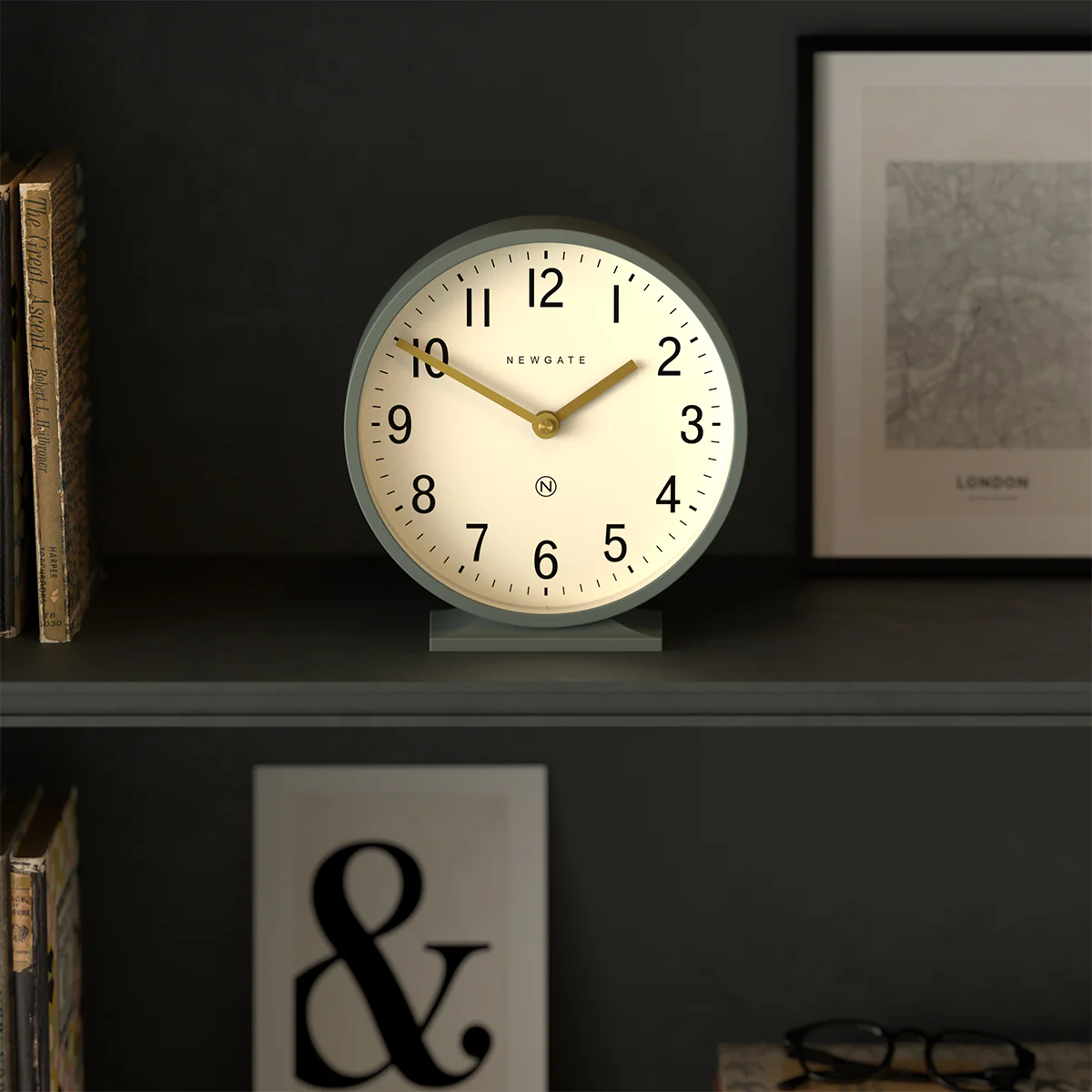 Newgate Q Mantel clock in asparagus green - Image 3