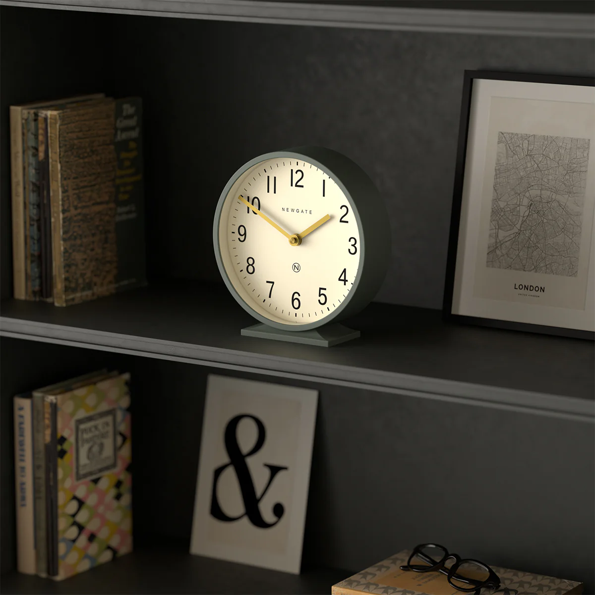 Newgate Q Mantel clock in asparagus green - Image 5