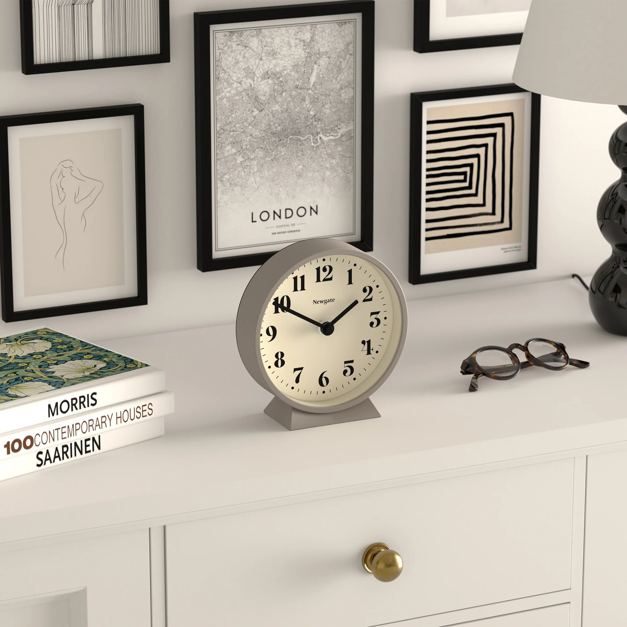 Newgate Theatre mantel clock in stone - Image 5