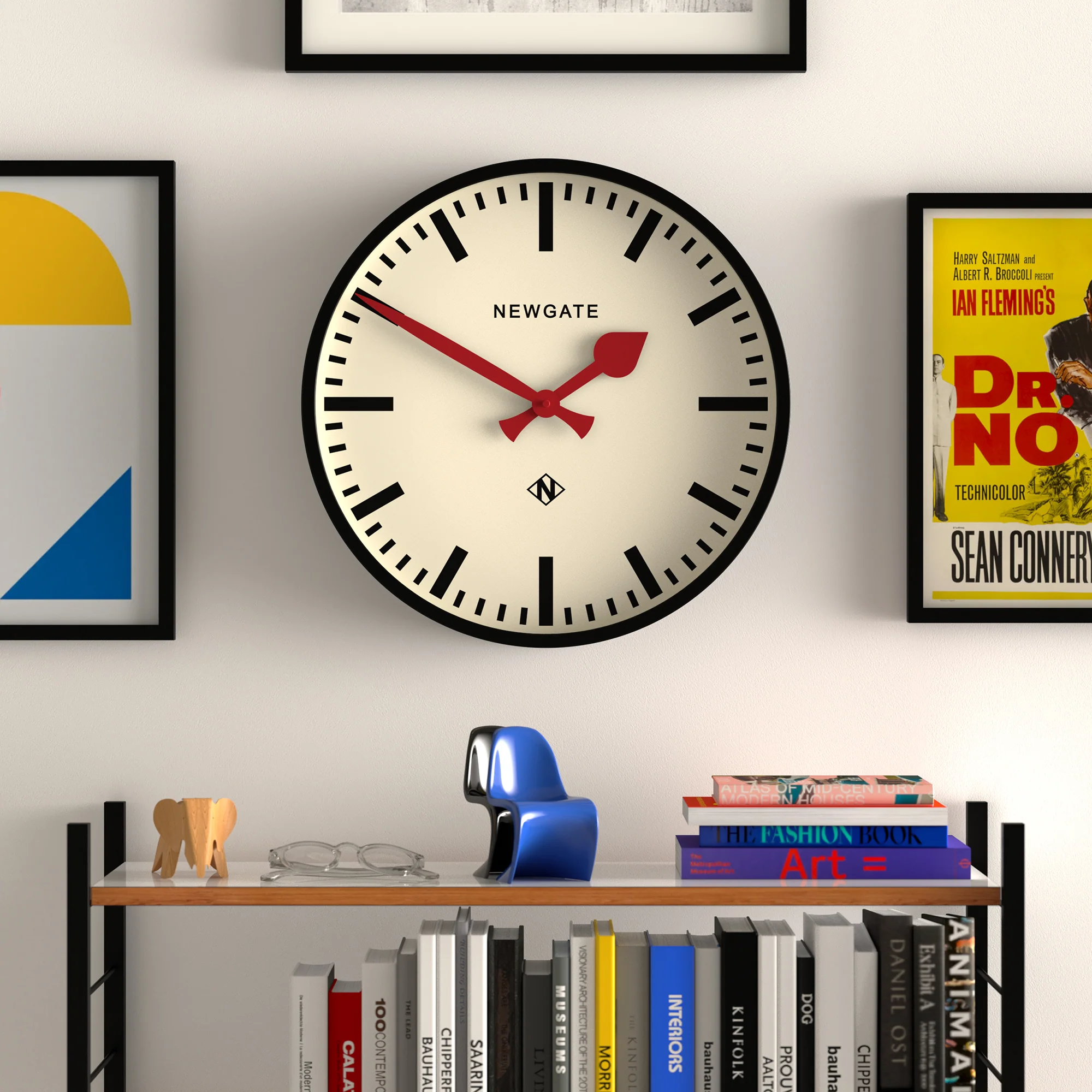Newgate Universal railway wall clock in black - Image 3